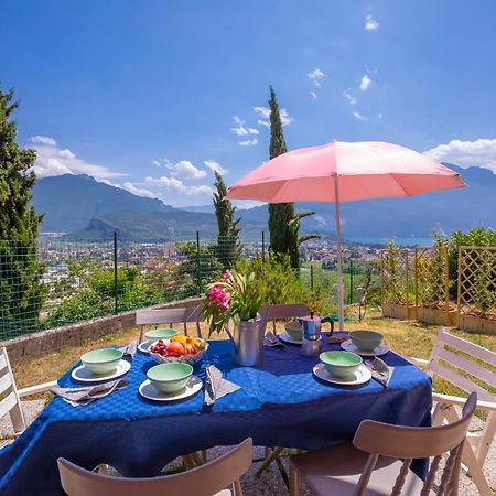 Casa Turchese - Happy Rentals ريفا ديل غاردا المظهر الخارجي الصورة