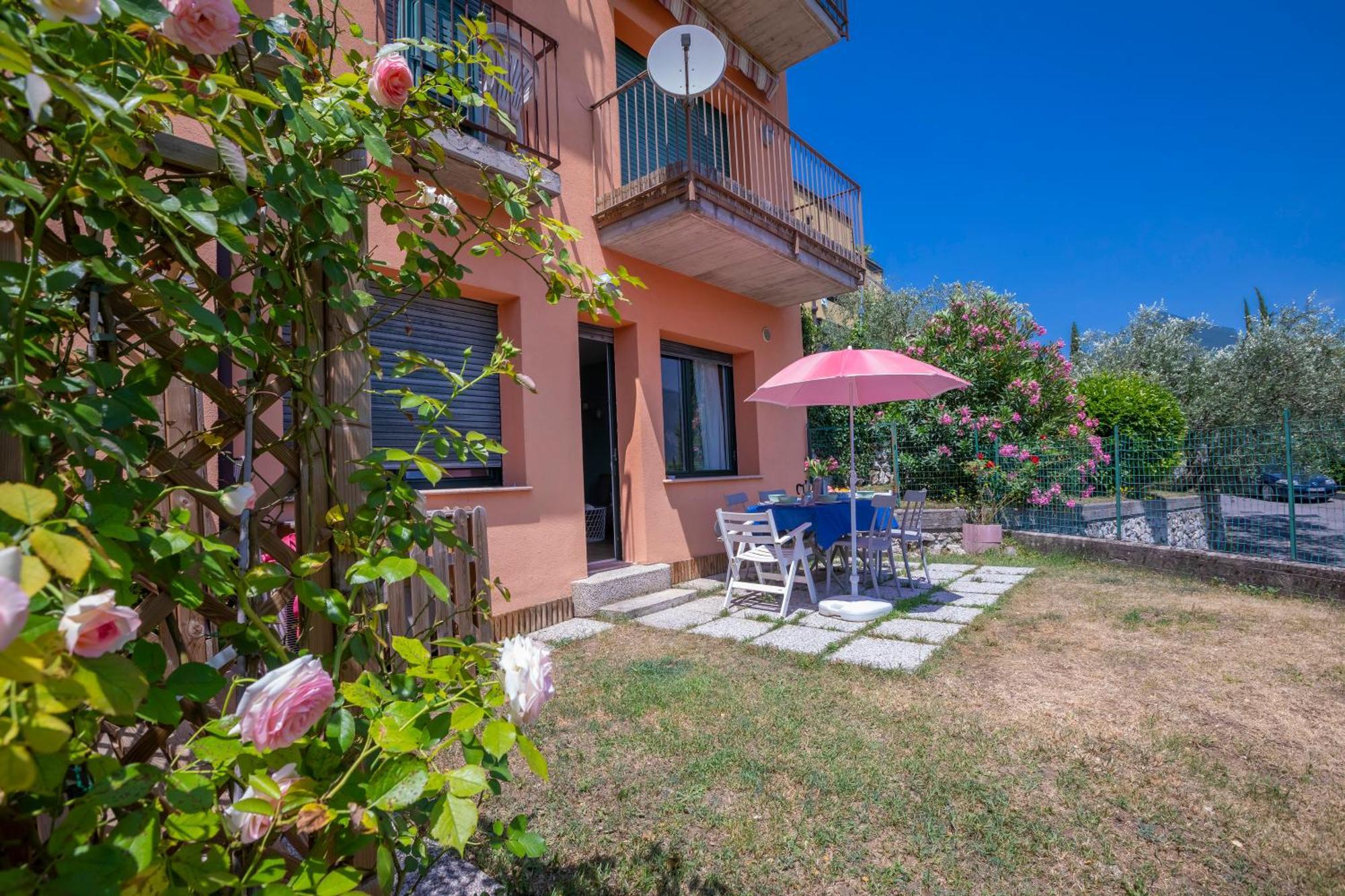 Casa Turchese - Happy Rentals ريفا ديل غاردا المظهر الخارجي الصورة